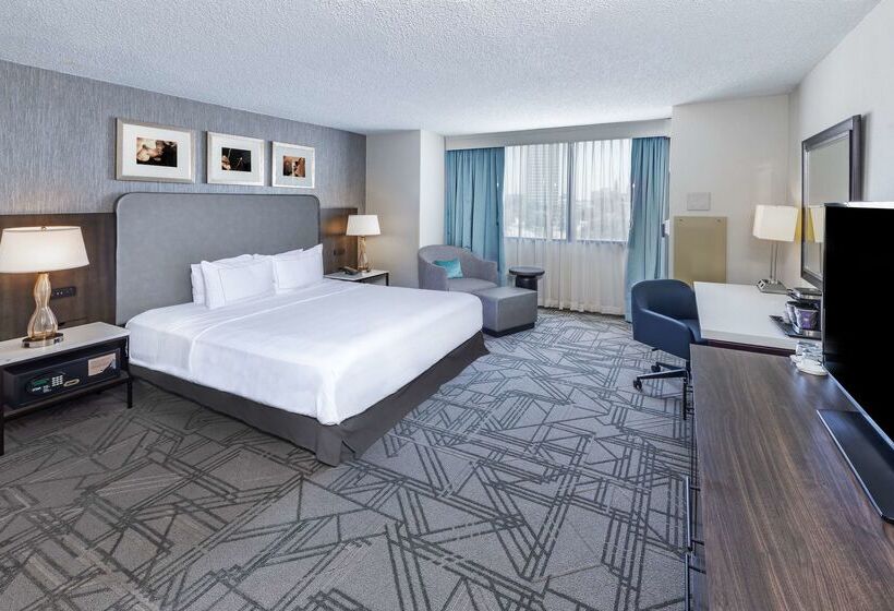 Szálloda Doubletree By Hilton Tulsa Downtown