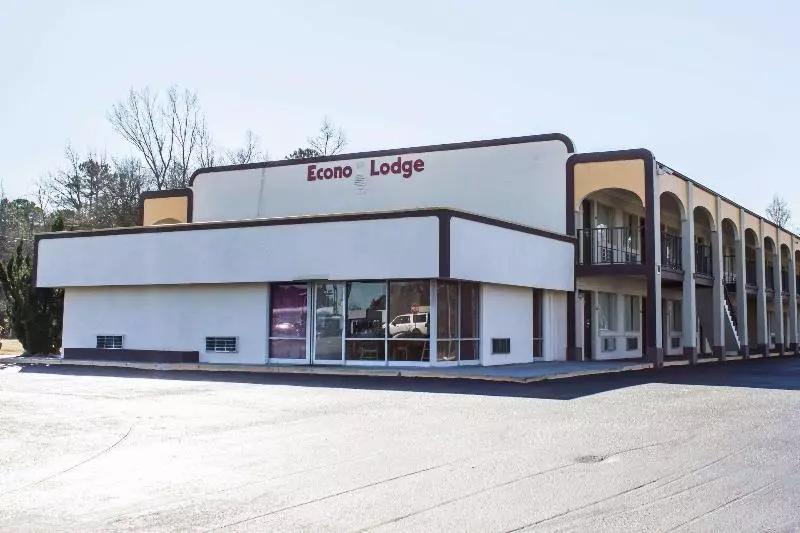 فندق Econo Lodge Goldsboro Hwy 70