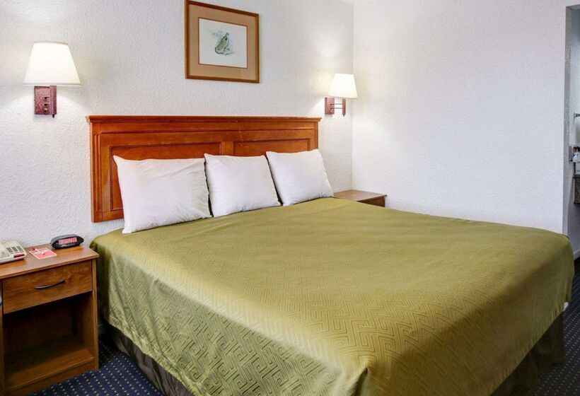 Отель Econo Lodge Temple