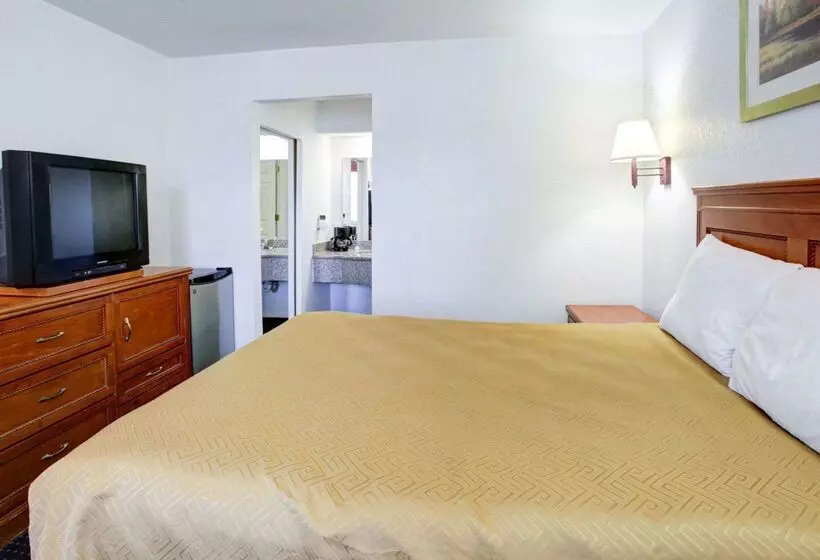 فندق Econo Lodge Temple