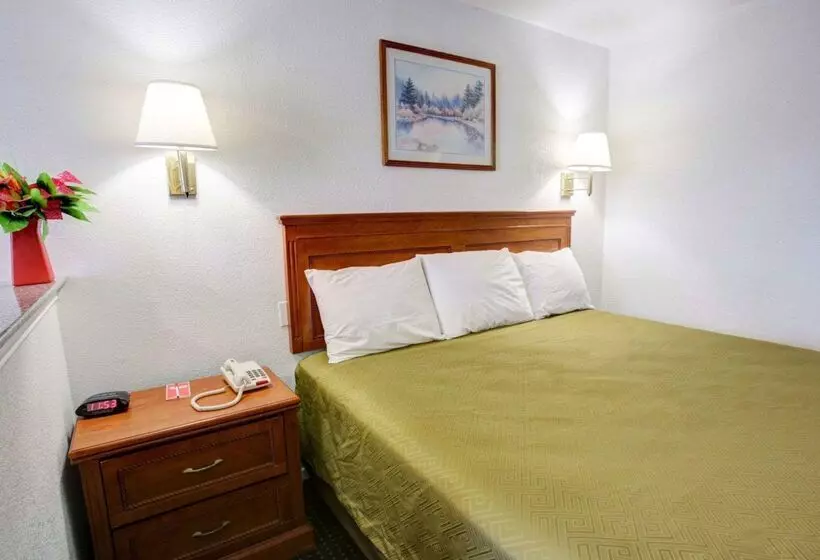 فندق Econo Lodge Temple