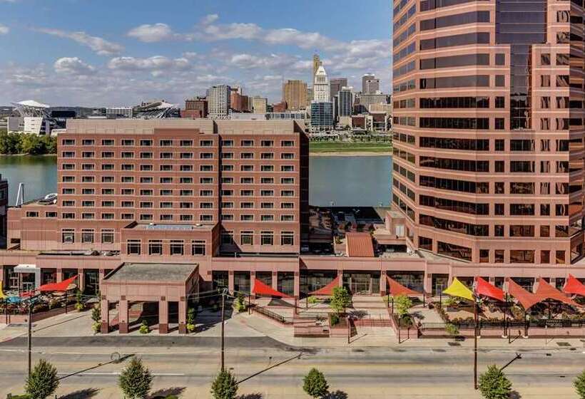 فندق Embassy Suites By Hilton Cincinnati Rivercenter