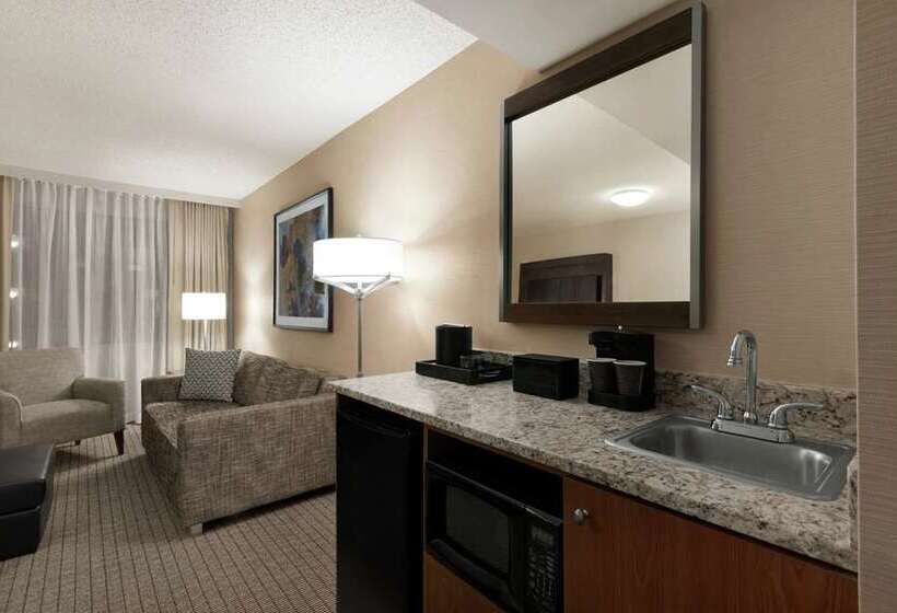 فندق Embassy Suites By Hilton Cincinnati Rivercenter