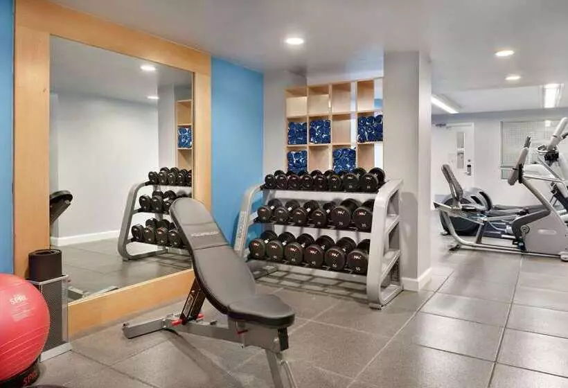 Hotel Embassy Suites By Hilton Cincinnati Rivercenter