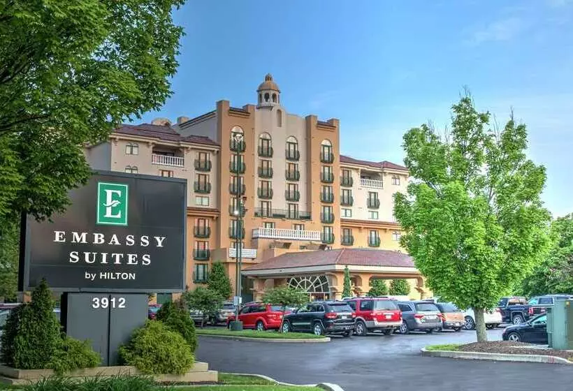 فندق Embassy Suites By Hilton Indianapolis North