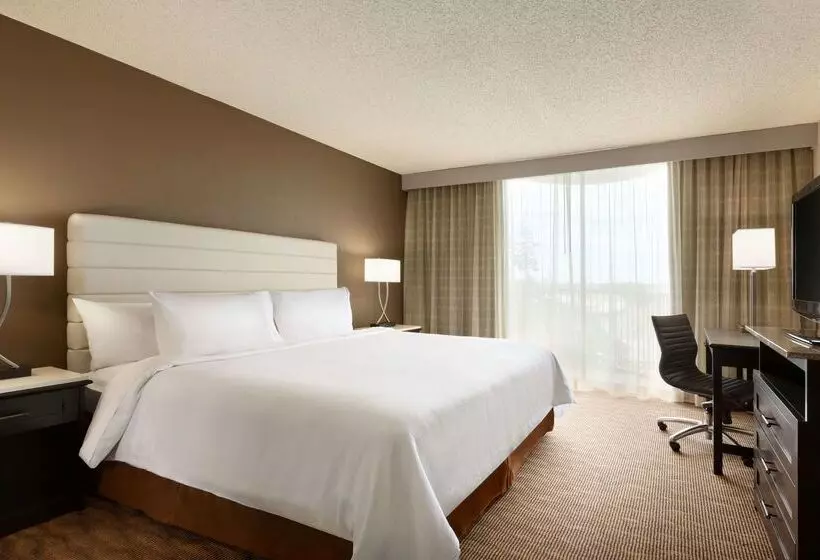 בית מלון כפרי Embassy Suites By Hilton Oklahoma City Will Rogers Airport