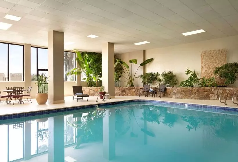 בית מלון כפרי Embassy Suites By Hilton Oklahoma City Will Rogers Airport