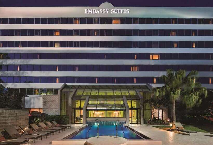 Отель Embassy Suites By Hilton Orlando International Dr Icon Park