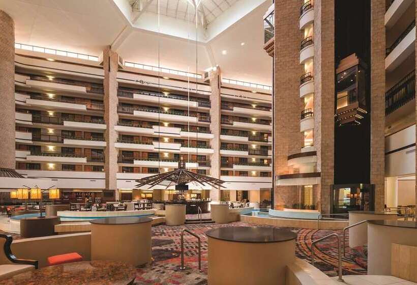 Отель Embassy Suites By Hilton Orlando International Dr Icon Park