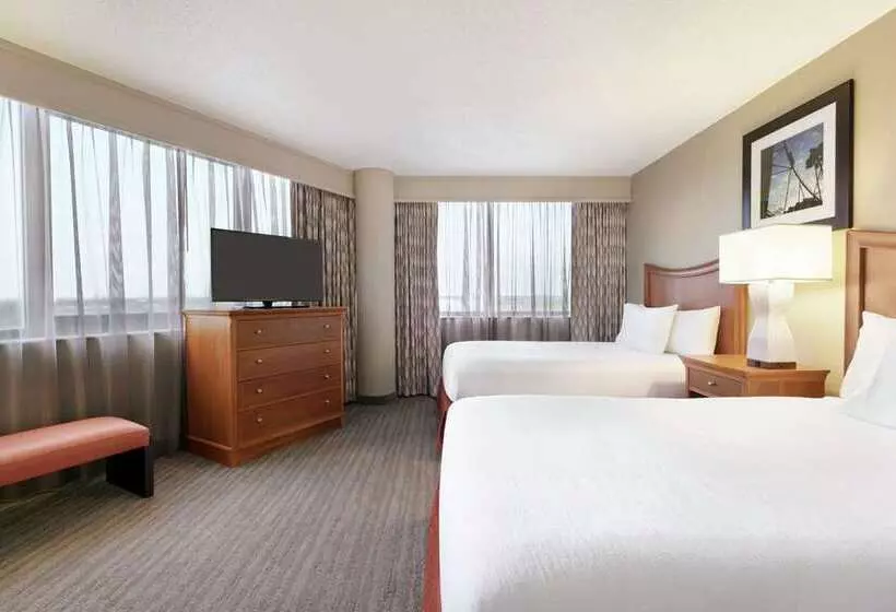 هتل Embassy Suites By Hilton Orlando International Dr Icon Park