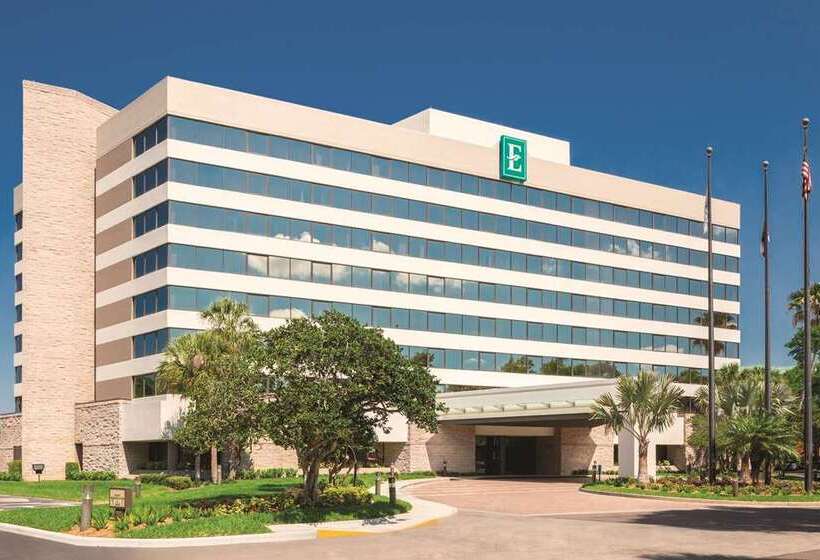 Отель Embassy Suites By Hilton Orlando International Dr Icon Park