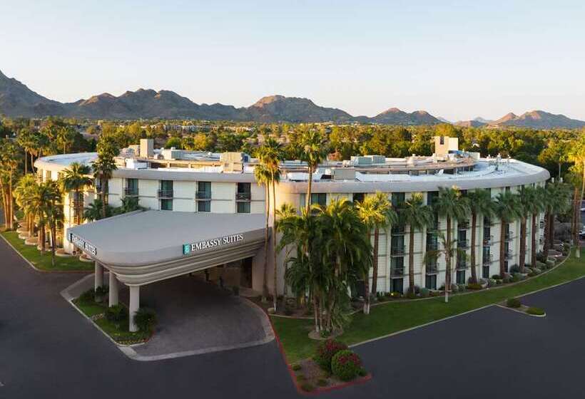 בית מלון כפרי Embassy Suites By Hilton Phoenix Biltmore