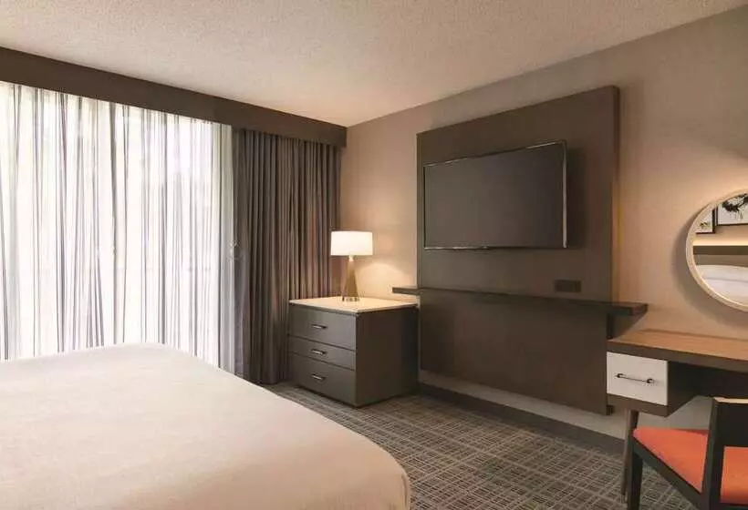 호텔 Embassy Suites By Hilton Richmond