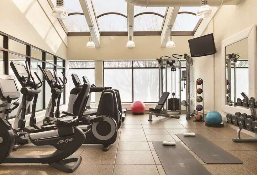 فندق Embassy Suites By Hilton Richmond