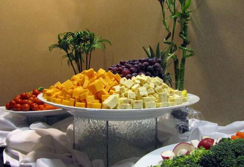 فندق Embassy Suites By Hilton Richmond