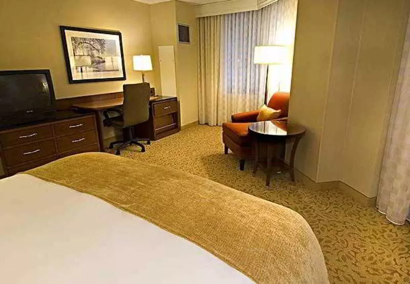 ホテル Falls Church Marriott Fairview Park