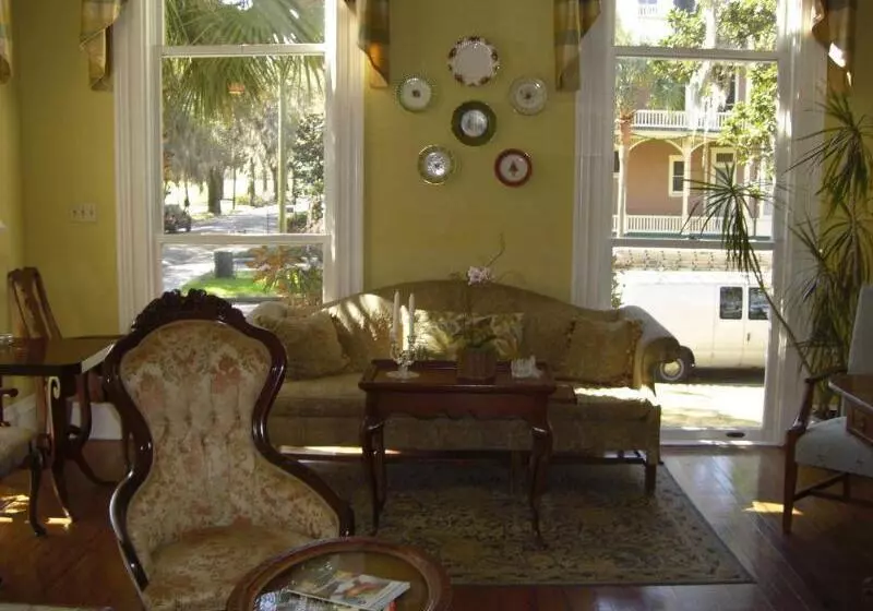 Szálloda Forsyth Park Inn