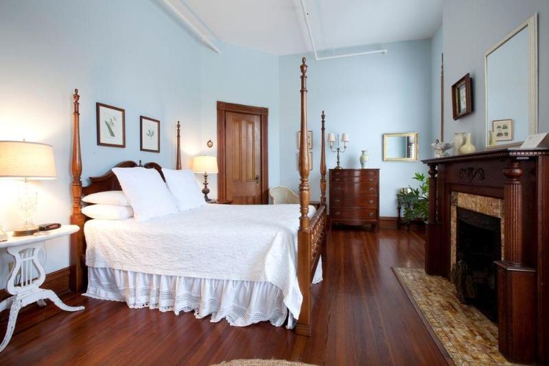 فندق Forsyth Park Inn