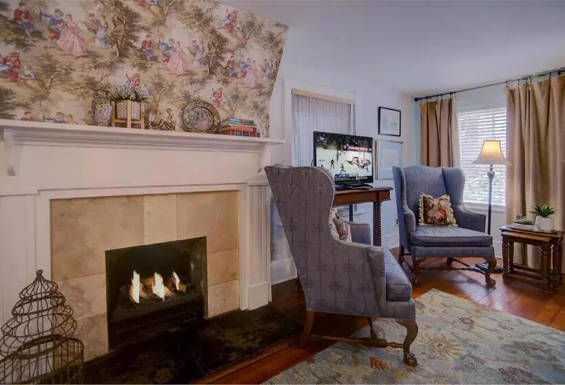 Szálloda Forsyth Park Inn