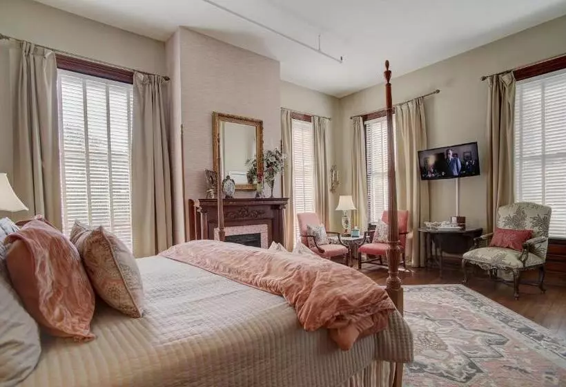 Szálloda Forsyth Park Inn