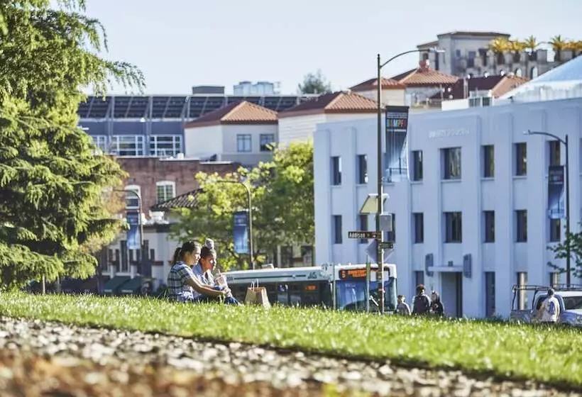 Otel Graduate By Hilton Berkeley