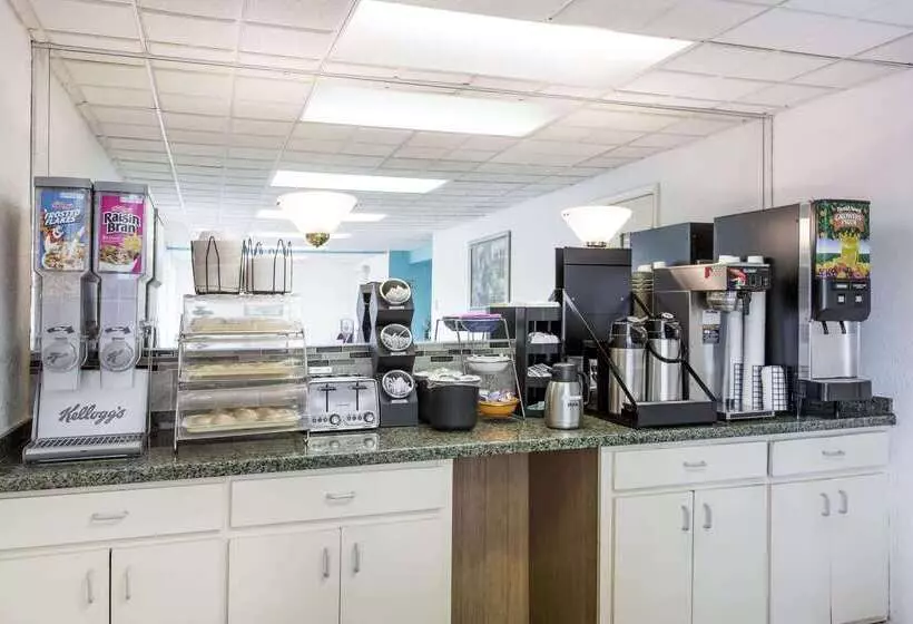 Otel Howard Johnson By Wyndham Virginia Beach