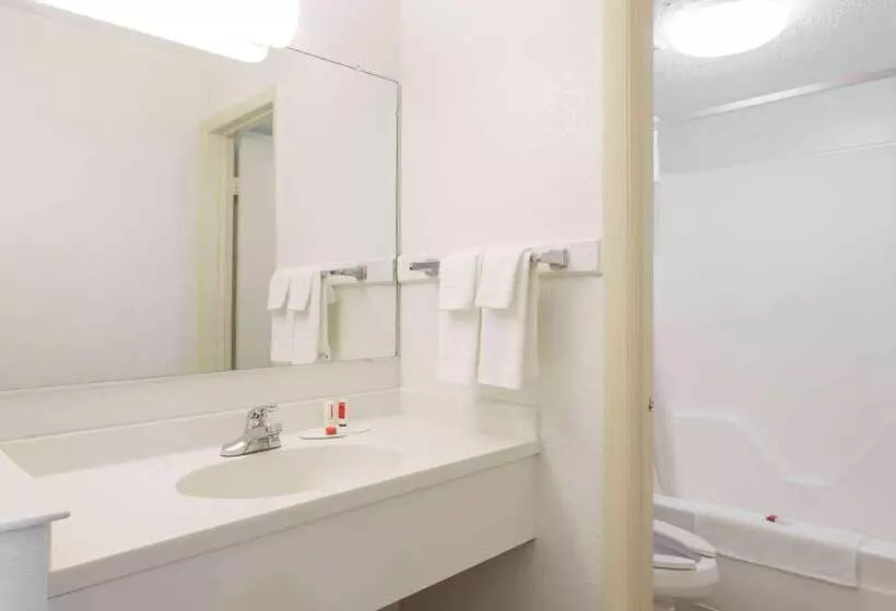 Otel Howard Johnson By Wyndham Virginia Beach