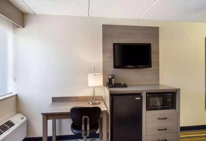 酒店 Quality Inn Central