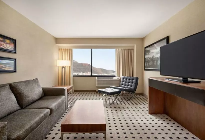 Radisson Hotel Salt Lake City Downtown