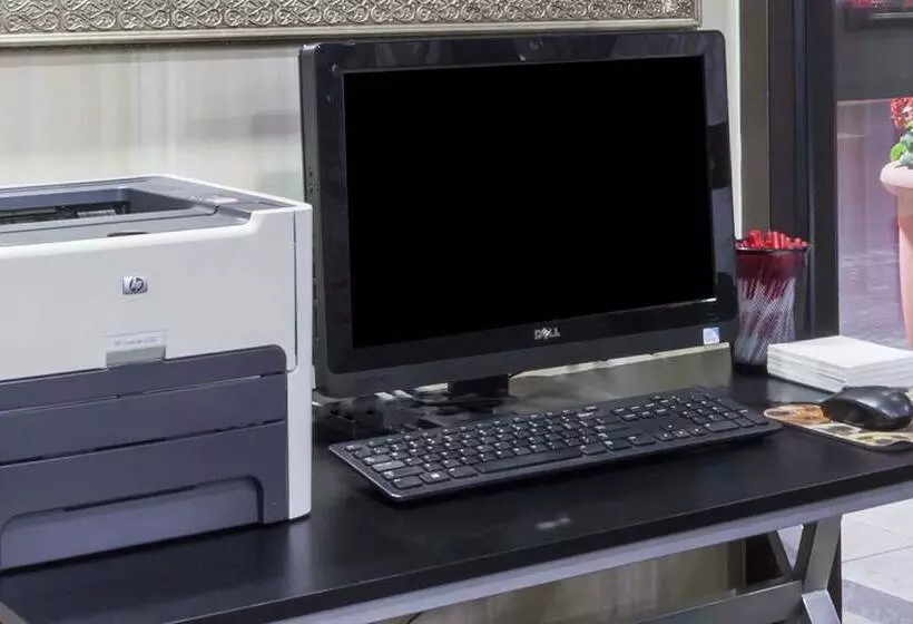 酒店 Ramada By Wyndham Lebanon