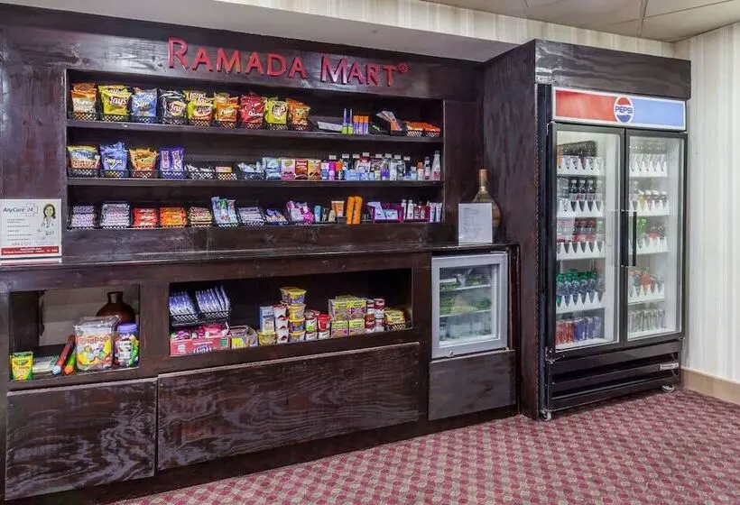 酒店 Ramada By Wyndham Lebanon