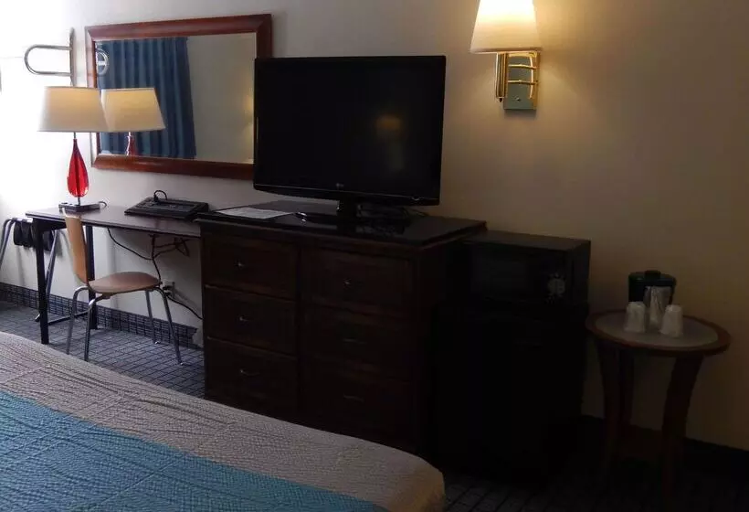 Motel 6 Mcgraw, Ny   Cortland