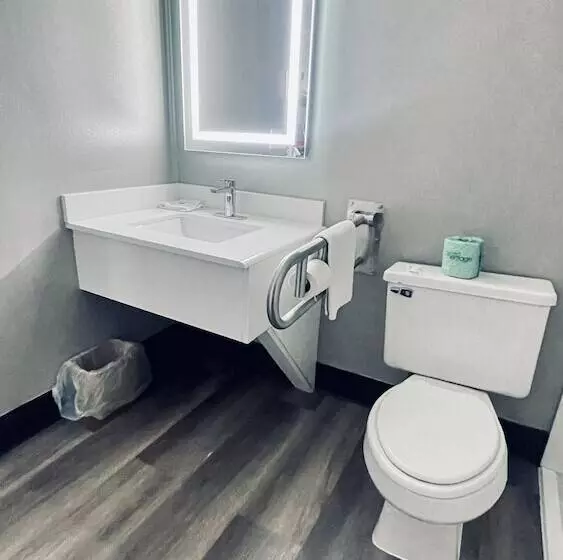 Motel 6 Mcgraw, Ny   Cortland