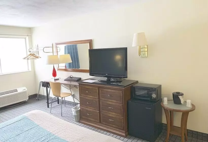 Motel 6 Mcgraw, Ny   Cortland