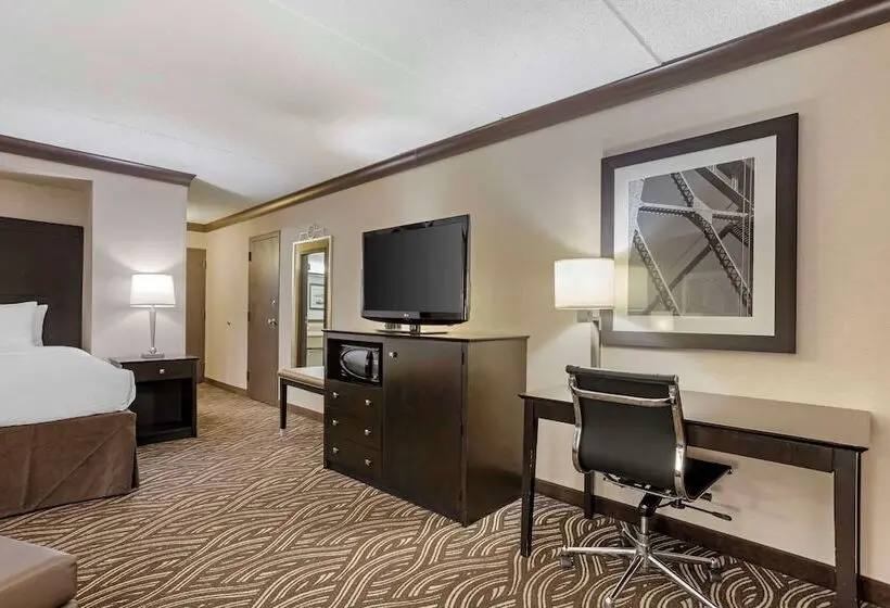 Best Western Plus Kingston Hotel And Conference Center