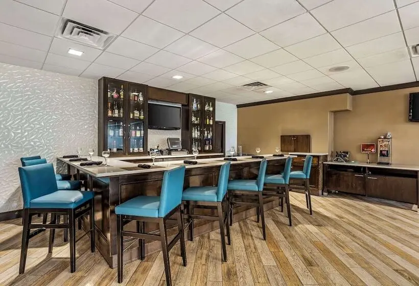 Best Western Plus Kingston Hotel And Conference Center