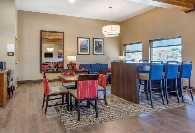 Comfort Inn At Buffalo Bill Village Resort