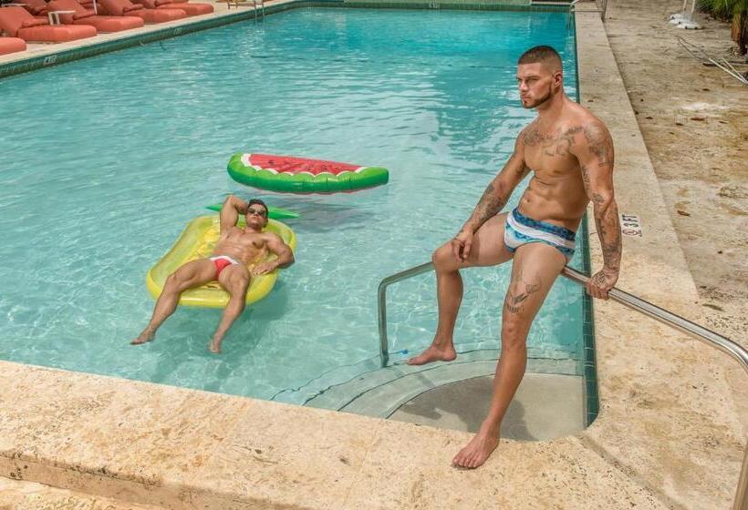 هتل AxelBeach Miami South Beach - Adults Only