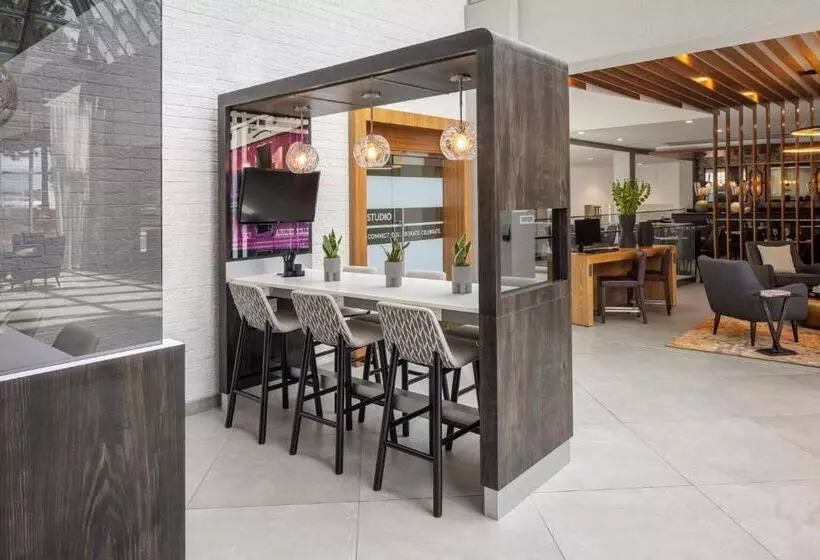 فندق Crowne Plaza Atlanta Ne   Norcross