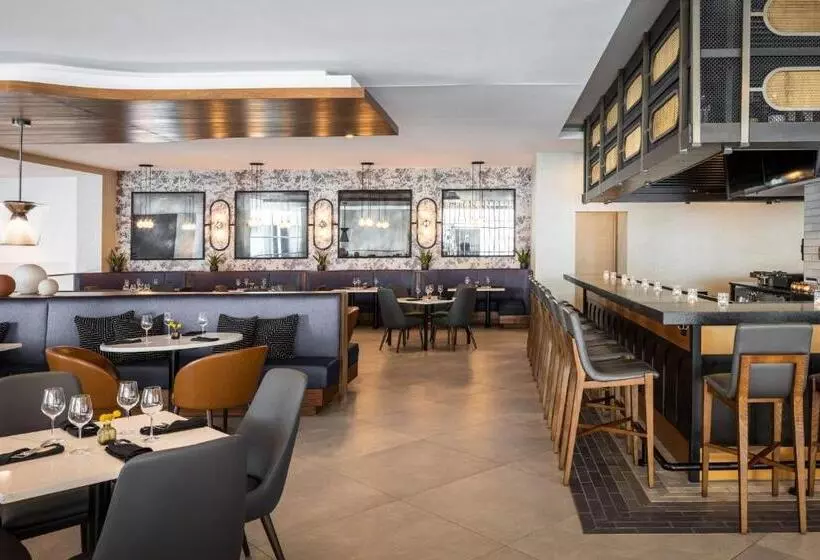 فندق Crowne Plaza Atlanta Ne   Norcross