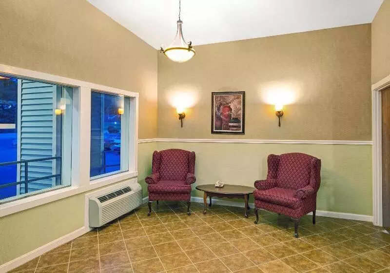 호텔 Days Inn By Wyndham Kittery