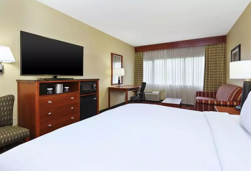 Отель Doubletree By Hilton Holland