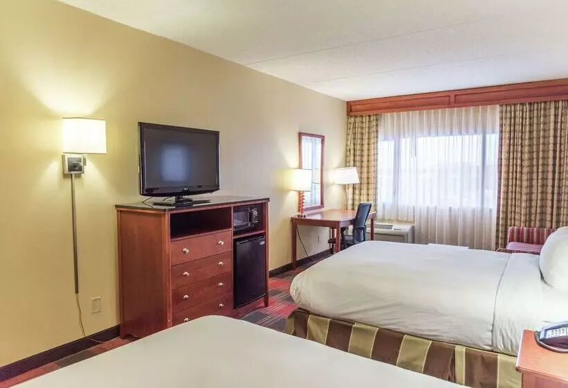 Отель Doubletree By Hilton Holland