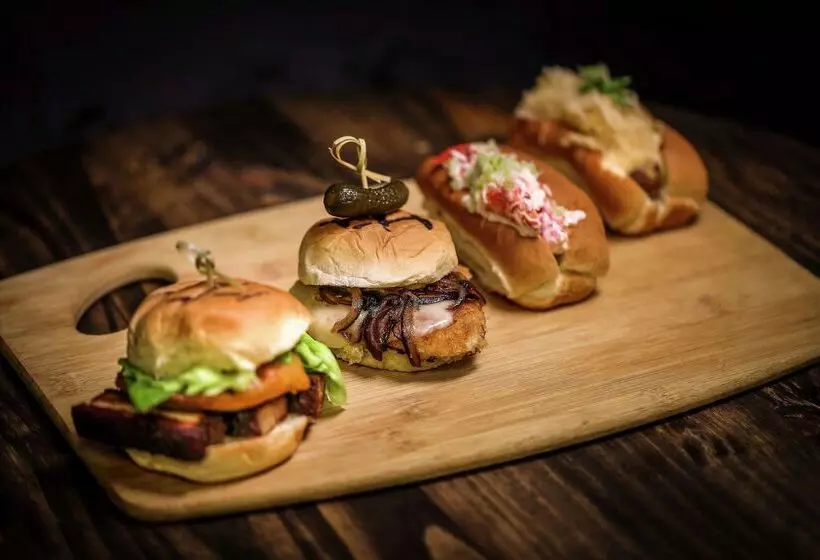 Szálloda Doubletree By Hilton Jamestown