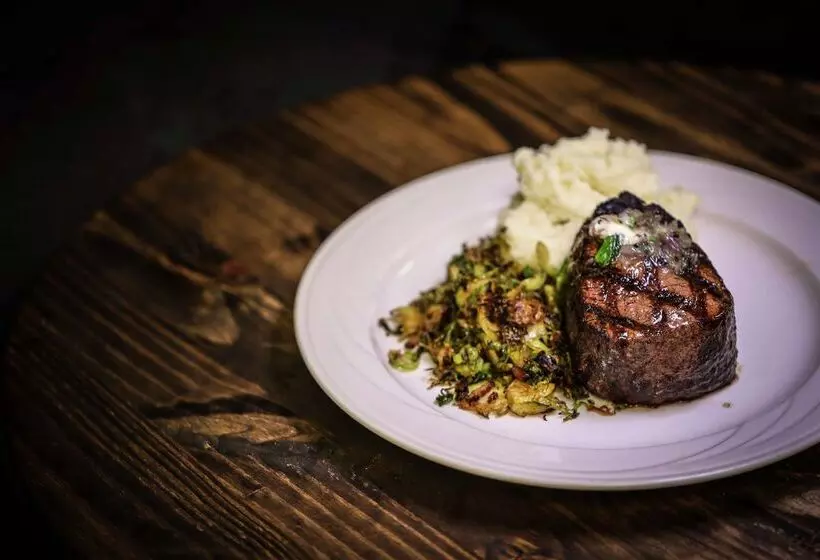 Szálloda Doubletree By Hilton Jamestown