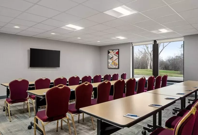 호텔 Four Points By Sheraton Chicago Westchester/oak Brook