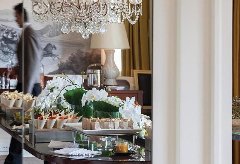 هتل Four Seasons Boston