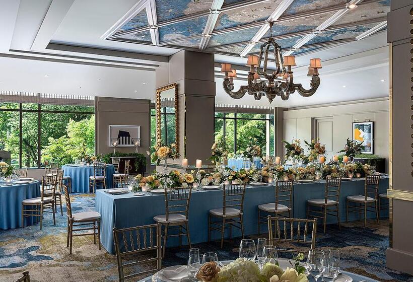 هتل Four Seasons Boston