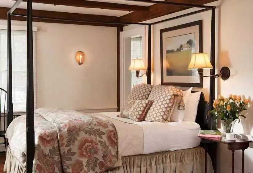 فندق Garden Gables Inn