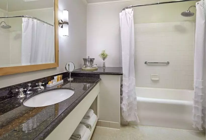 Отель Glorietta Bay Inn